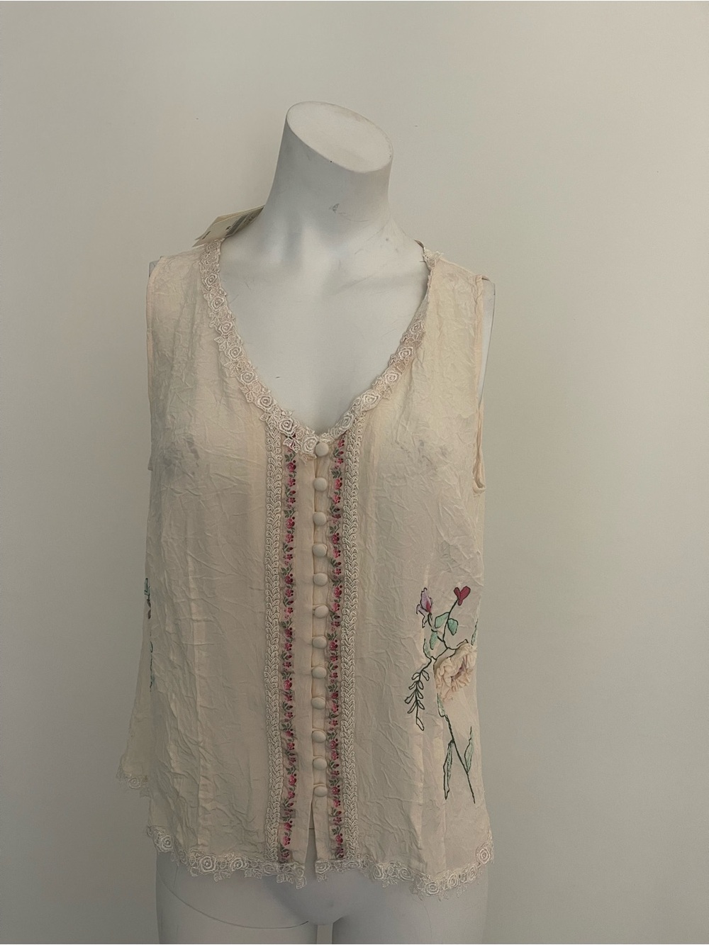 NWT j.jll Sleeveless Cream Embroidered V-Neck vest 100% silk size m